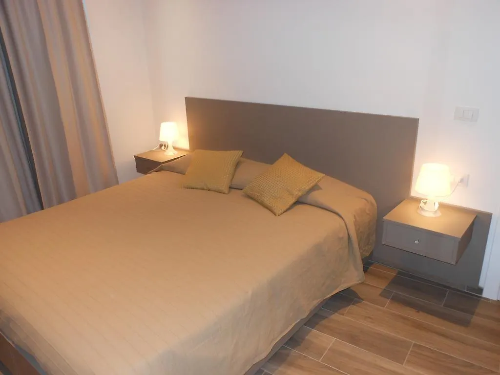Aparthotel Residence Fanny Alassio