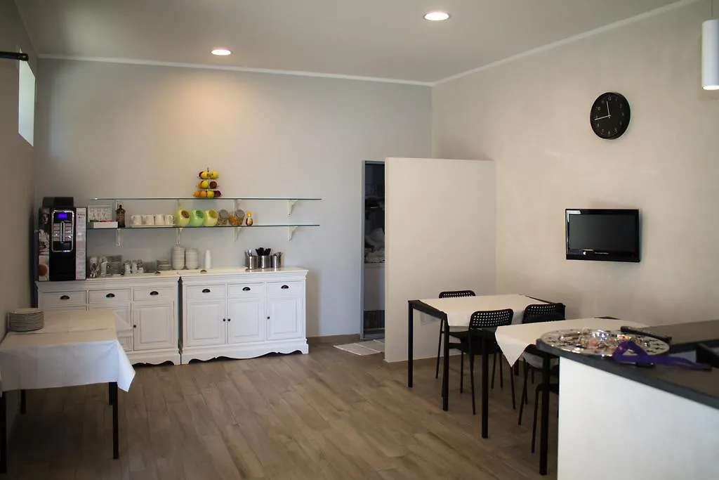 אלסיו Residence Fanny מלון דירות
